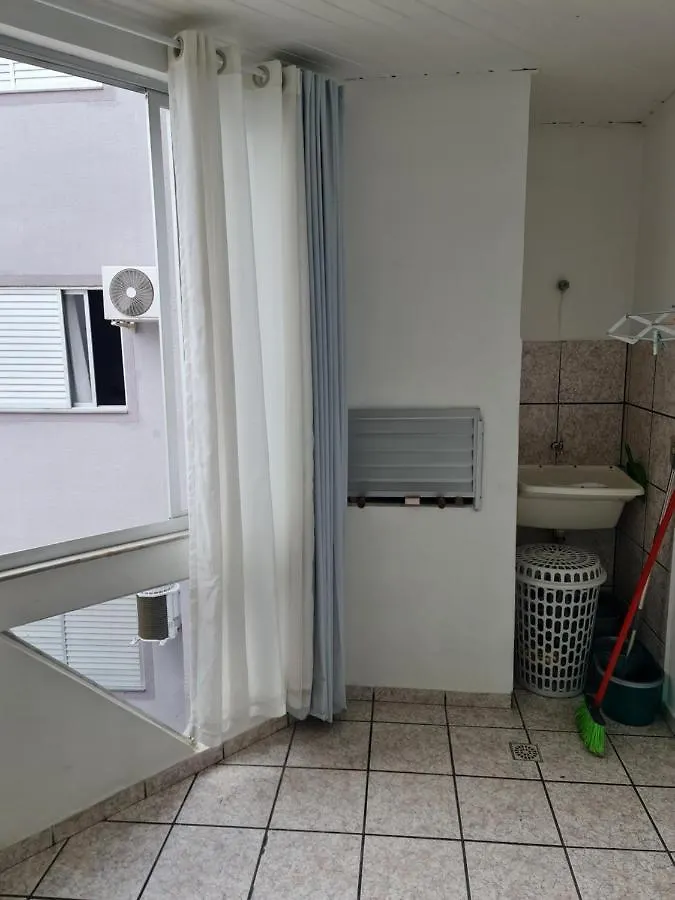 Apart. Canasvieiras Centrinho Florianopolis Apartment